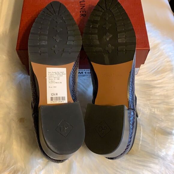 Donald Pliner Genuine Leather Snake-Print Dyla Bootie, Size 10 - Picture 6 of 13